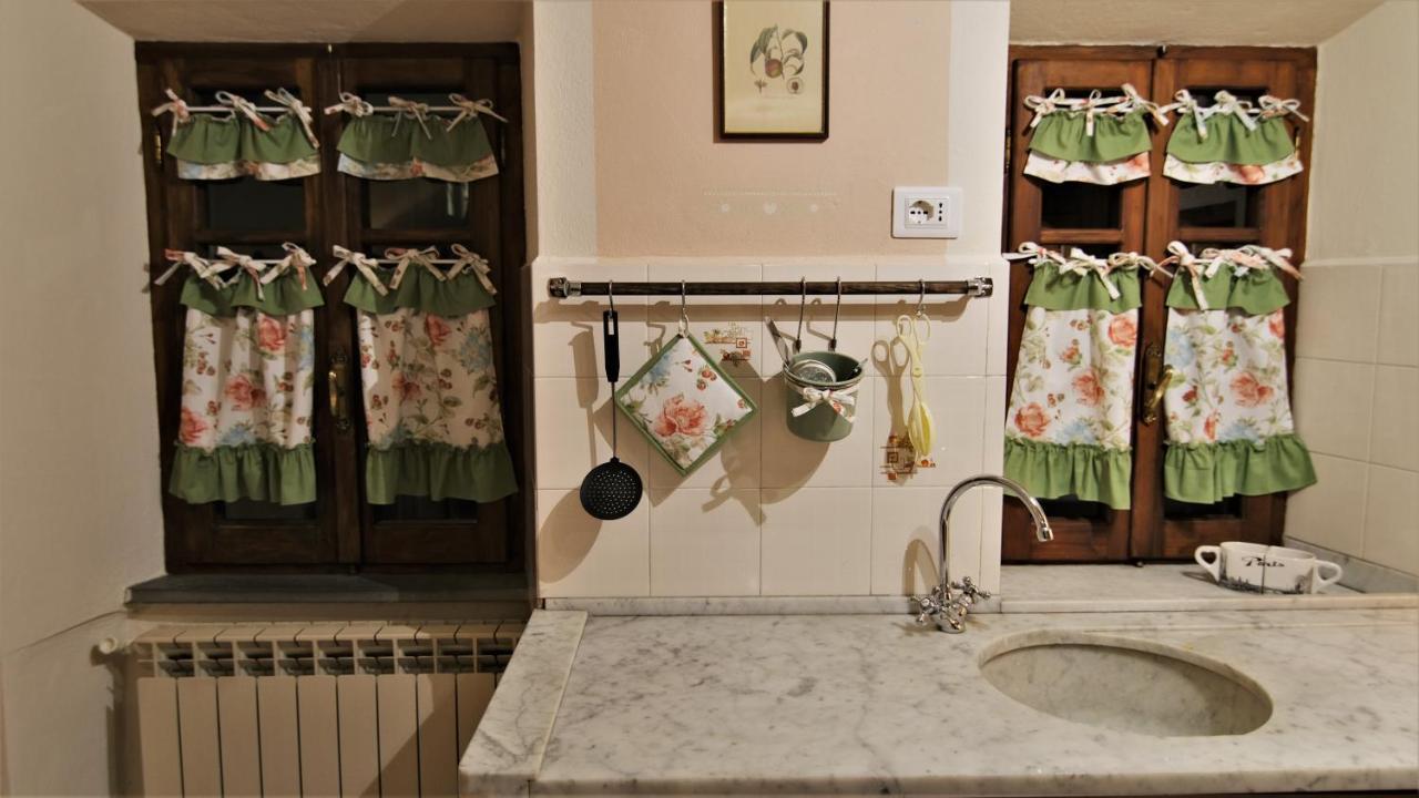 Vila La Casina Dei Cuori Di Nonna Miglia Pallerone Exteriér fotografie