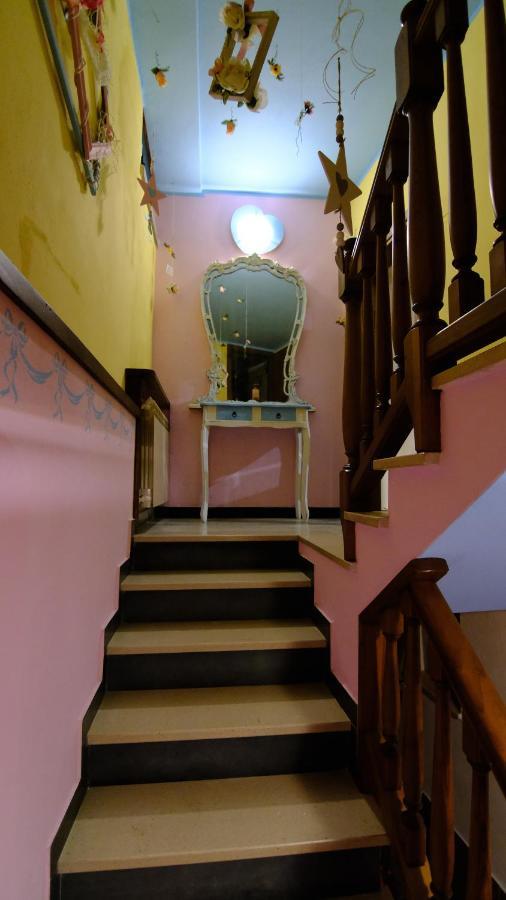 Vila La Casina Dei Cuori Di Nonna Miglia Pallerone Exteriér fotografie