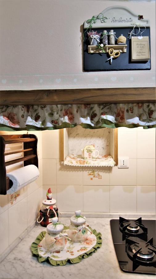 Vila La Casina Dei Cuori Di Nonna Miglia Pallerone Exteriér fotografie