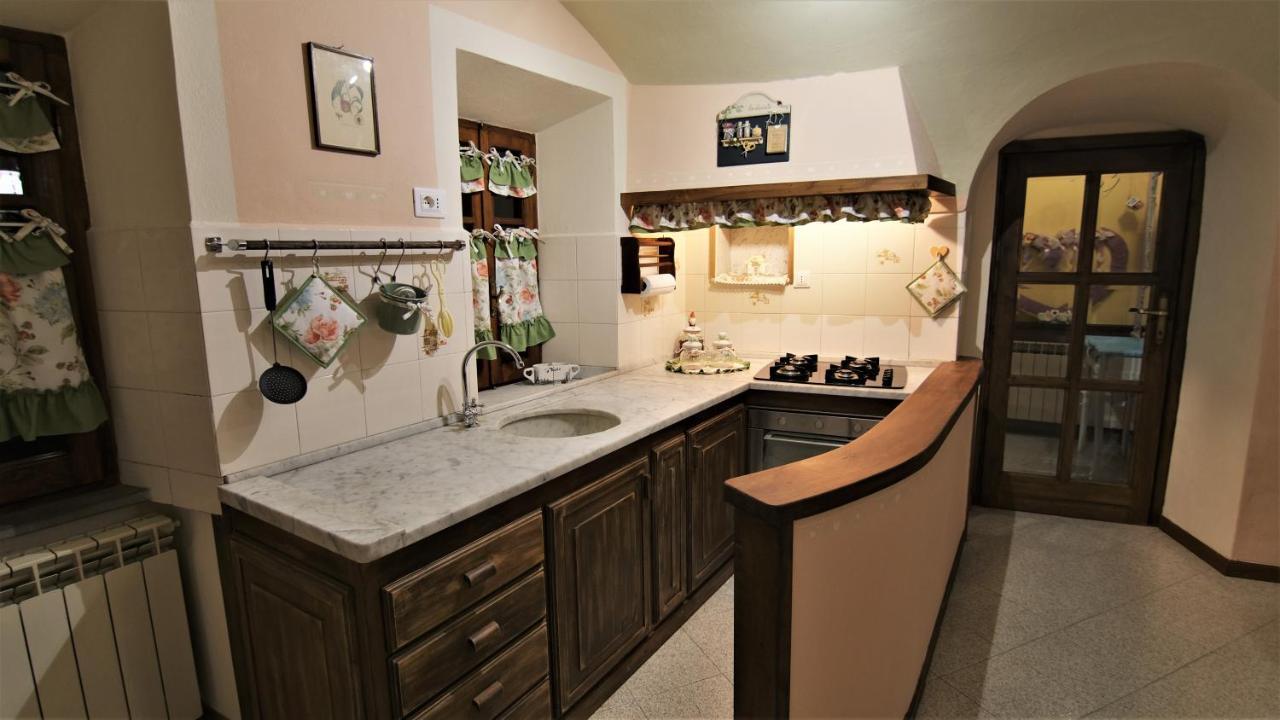 Vila La Casina Dei Cuori Di Nonna Miglia Pallerone Exteriér fotografie