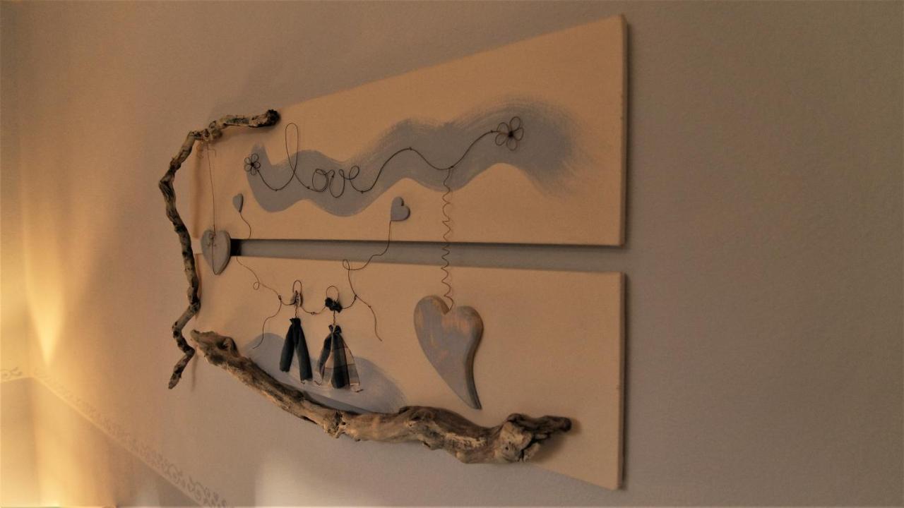 Vila La Casina Dei Cuori Di Nonna Miglia Pallerone Exteriér fotografie