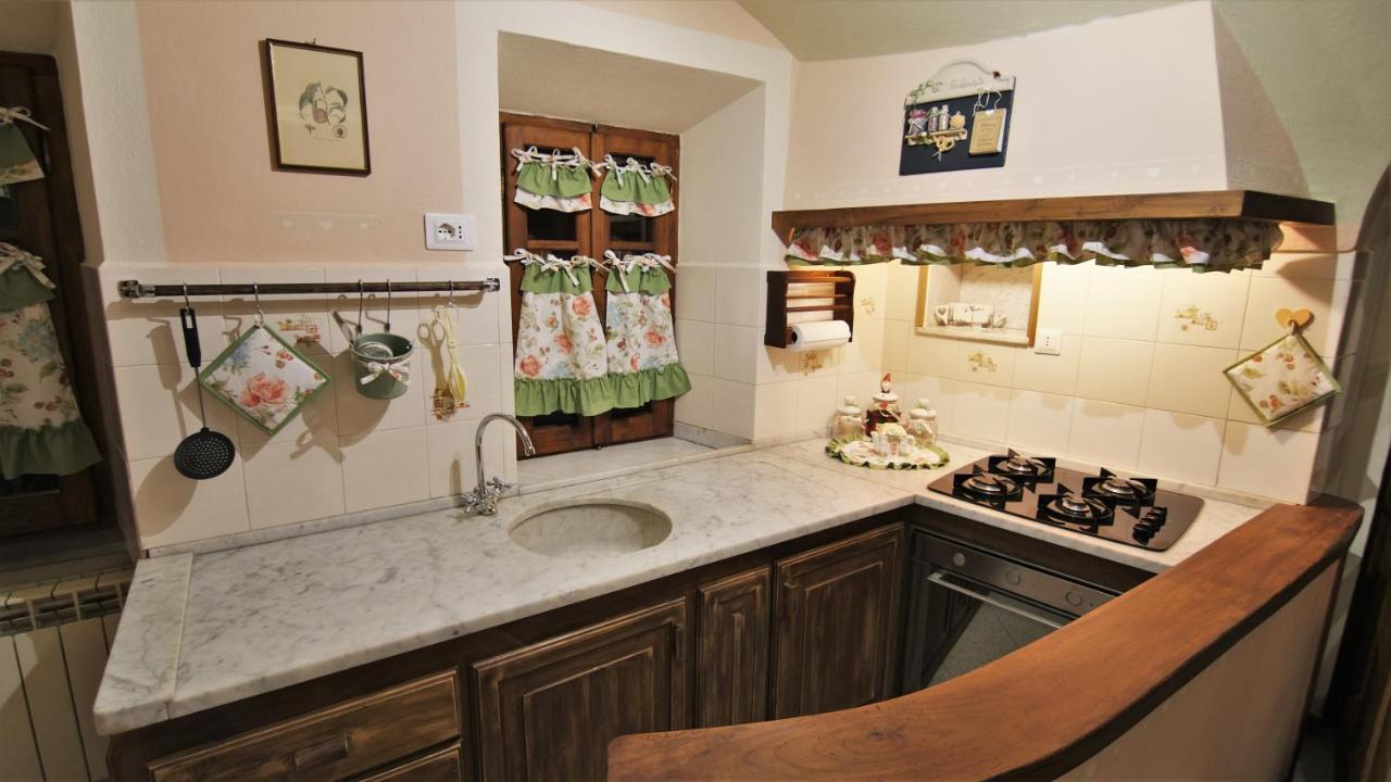 Vila La Casina Dei Cuori Di Nonna Miglia Pallerone Exteriér fotografie