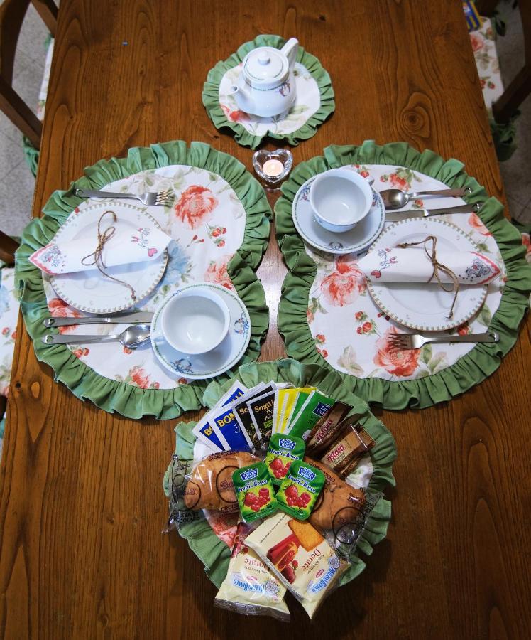 Vila La Casina Dei Cuori Di Nonna Miglia Pallerone Exteriér fotografie